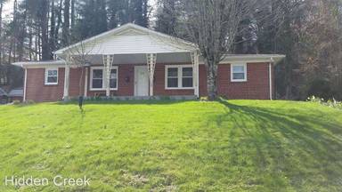 Main picture of 225 Cherrybrook Ln