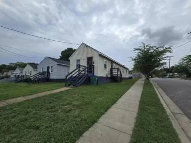 Main picture of 3614 Lawson St