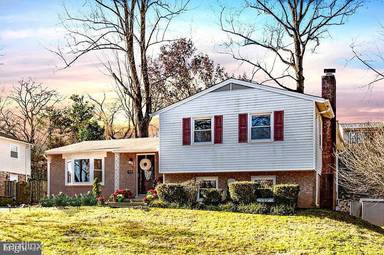 Main picture of 6910 Gillings Rd