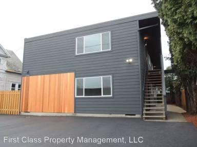 Main picture of 5516 NE Hoyt St