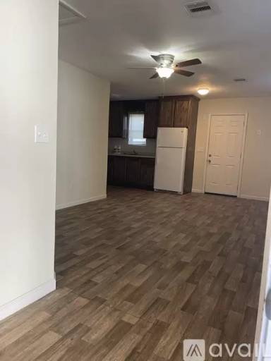 Main picture of 7708 Helmers St