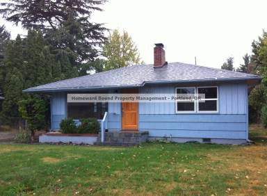 Main picture of 12117 NE Russell St