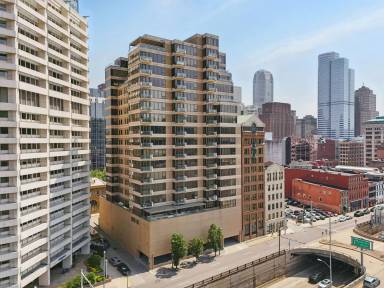 Main picture of 151 Fort Pitt Blvd