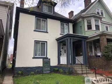 Main picture of 413 South Ave