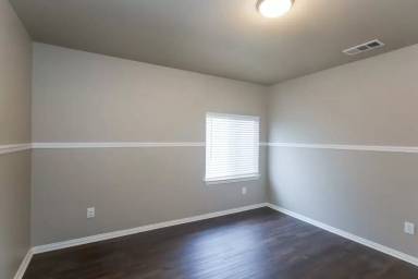 Main picture of 2314 Parkview Dr