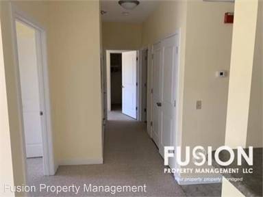 Main picture of 370 Farrell St