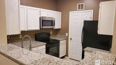 Main picture of 1521 Spring Gate Dr