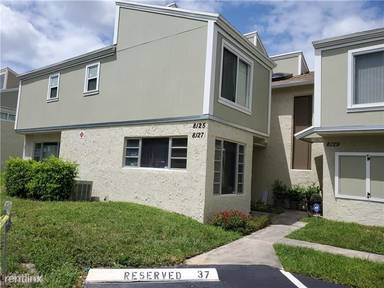 Main picture of 8129 Lagos de Campo Blvd