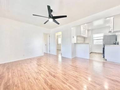 Main picture of 1016 S Westlake Ave