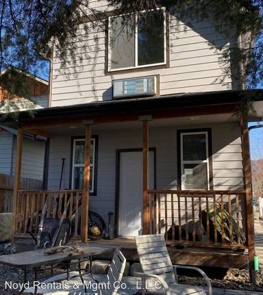 Main picture of 235 Prospect St