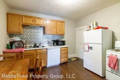 Main picture of 210 N Martin St