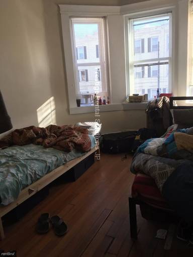Main picture of 895 Huntington Ave