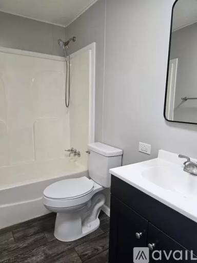 Main picture of 404 Short St