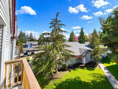 Main picture of 327 S 177th Pl