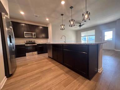 Main picture of 5507 Aurelia Dr