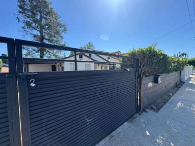 Main picture of 22122 Saticoy St