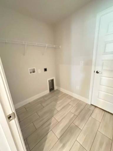 Main picture of 4455 NE 31st St