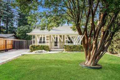 Main picture of 5435 Kenneth Ave