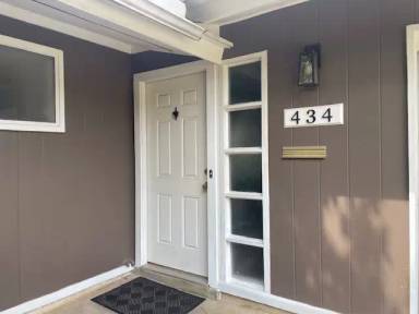Main picture of 434 Columbia Cir