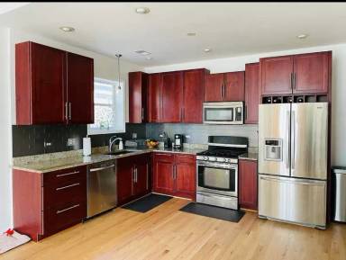 Main picture of 4843 N Winthrop Ave