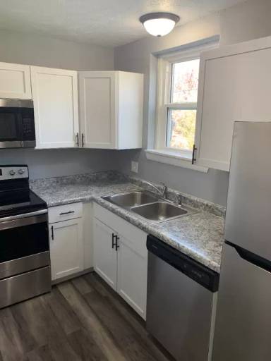 Main picture of 6020 Birch St