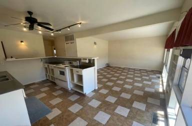 Main picture of 2315 48th St