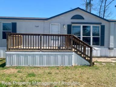 Main picture of 7107 Clayton Wayne South Dr