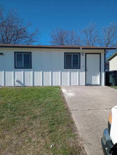 Main picture of 1206 Georgetown Rd