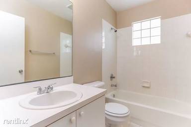 Main picture of 11149 NW 34th Ct