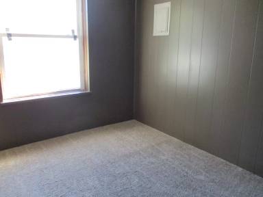 Main picture of 100 N Holden St