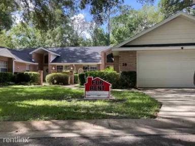 Main picture of 39 NW 48th Blvd