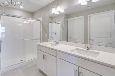Main picture of 5133 Janga Dr