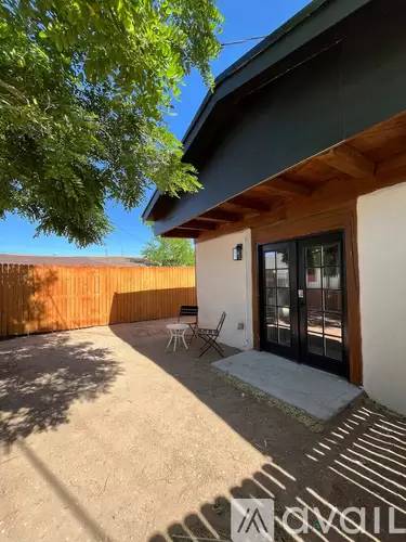 Main picture of 1204 Sawmill Rd NW