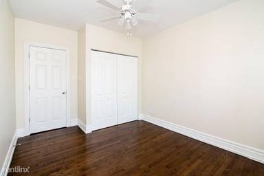 Main picture of 3815-23 N Greenview Ave