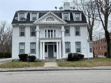 Main picture of 181 Broadway