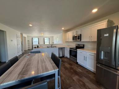 Main picture of 10906 Constant Dr