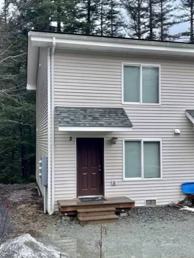 Main picture of 2000 Creek St