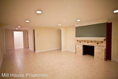 Main picture of 319 McCauley St