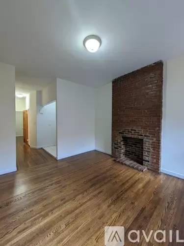 Main picture of 417 E 81st St