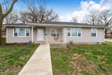 Main picture of 346 Allcutt Ave