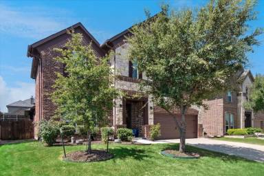 Main picture of 2420 Fountain Gate Dr