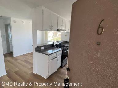 Main picture of 4852 W 118th St