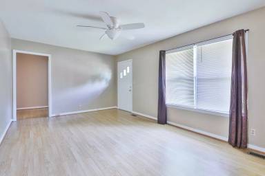 Main picture of 137 Beyer St