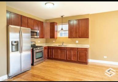 Main picture of 1231 S Avers Ave