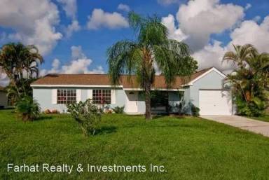 Main picture of 2222 SE Carnation Rd