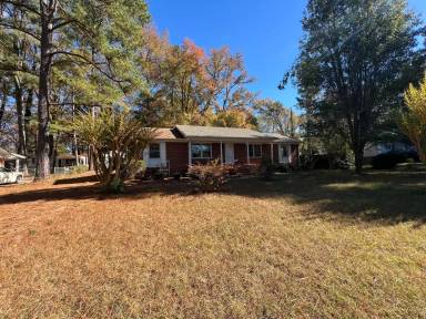 Main picture of 155 Dorsey Pl