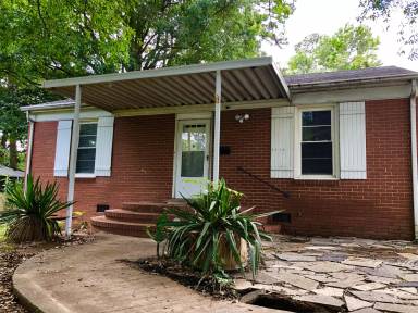 Main picture of 3319 Maywood Dr