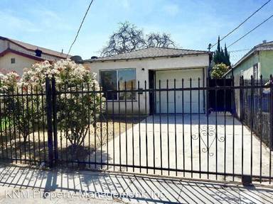 Main picture of 908 W School St