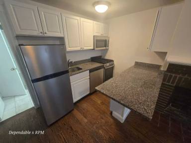 Main picture of 86 Charles St
