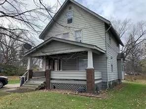 Main picture of 331 Laird Avenue Northeast